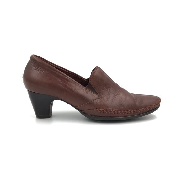 Pikolinos Stitched Slip On Brown Leather Pumps